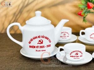 Bộ ấm chén dáng vuông cao men trắng, in logo quà tặng