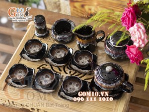 Bộ ấm chén dáng vuông dẹt đỏ men hỏa biến, đầy đủ phụ kiện 350ml