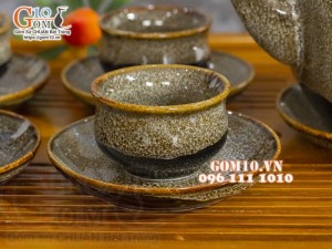 Bộ ấm chén dáng vuông men hỏa biến gấm vàng 400ml