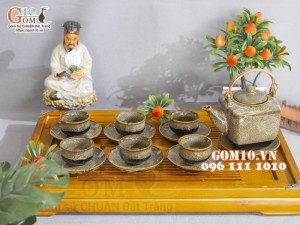 Bộ ấm chén dáng vuông men hỏa biến gấm vàng 400ml