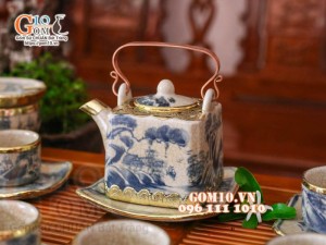 Bộ ấm chén dáng vuông men rạn cổ bọc đồng, cảnh sơn thủy, đầy đủ phụ kiện