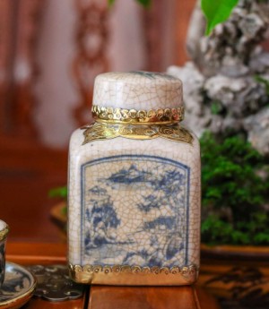 Bộ ấm chén dáng vuông men rạn cổ bọc đồng, cảnh sơn thủy, đầy đủ phụ kiện