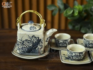 Bộ ấm chén dáng vuông men rạn cổ họa tiết hoa sen, 350ml