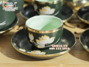 Bộ ấm chén dáng vuông men rêu khắc sen, bọc đồng, đầy đủ phụ kiện 350ml