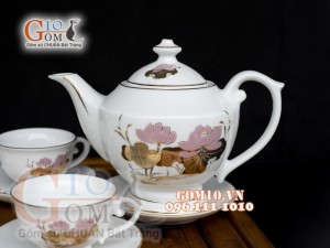 Bộ ấm chén đèn thần men trắng họa tiết Sen - vẽ vàng