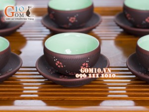 Bộ ấm chén dáng dẹt gốm hồng sa, khắc hoa anh đào, 300ml