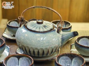 Bộ ấm chén giang tây men hỏa biến thỏ ngọc chén lòng hoa 450ml