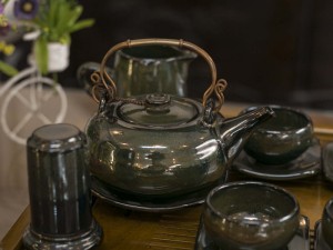 Bộ ấm chén giang tây men hỏa biến xanh ngọc thỏ, đầy đủ phụ kiện 