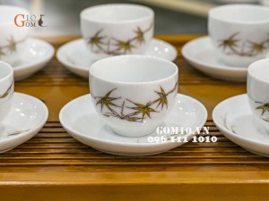 Bộ ấm chén giang tây men trắng vẽ tre
