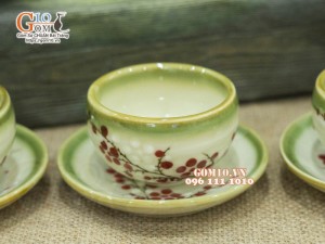 Bộ ấm chén gốc cây men vuốt, vẽ hoa đào 500ml