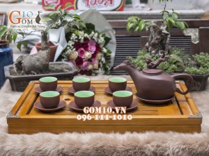 Bộ ấm chén gốm dáng Mã Thượng Phong Hầu, chén lòng xanh