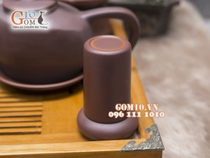 Bộ ấm chén gốm dáng Mã Thượng Phong Hầu, chén lòng xanh, đầy đủ phụ kiện