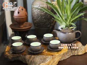 Bộ ấm chén nâu son dáng tròn gốm hồng sa, khắc sao vàng 280ml