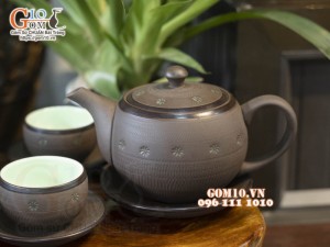 Bộ ấm chén dáng tròn gốm hồng sa, khắc sao xanh 280ml