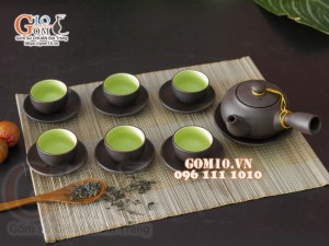 Bộ ấm chén gốm dáng quai ngang đắp Sen, 300ml