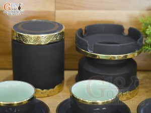 Bộ ấm chén gốm dáng tống khắc Phúc Lộc Thọ đen bọc đồng đầy đủ phụ kiện, 350ml