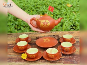 Bộ ấm chén gốm dáng trúc đỏ, 270ml