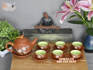 Bộ ấm chén gốm dáng trúc họa tiết hoa mai, chén lòng gốm 350ml