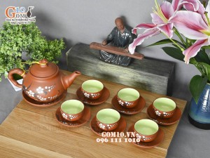 Bộ ấm chén gốm dáng trúc họa tiết hoa mai, chén lòng gốm 350ml