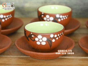 Bộ ấm chén gốm dáng trúc họa tiết hoa mai, chén lòng gốm 350ml