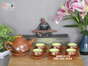 Bộ ấm chén gốm dáng trúc họa tiết hoa mai, chén lòng gốm 350ml