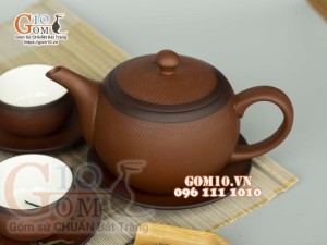 Bộ ấm chén nâu son dáng tròn gốm hồng sa, chỉ đen 280ml