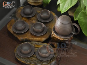 Bộ ấm chén dáng quai tròn gốm hồng sa vân sóng, 280ml