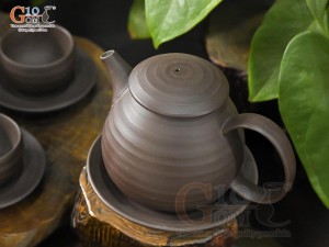 Bộ ấm chén dáng quai tròn gốm hồng sa vân sóng, 280ml