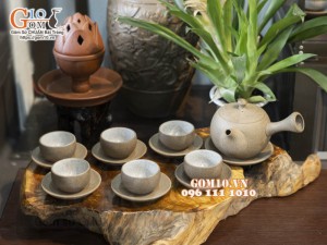 Bộ ấm chén gốm hồng sa quai ngang, 300ml