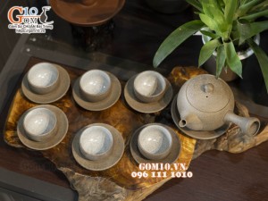 Bộ ấm chén gốm hồng sa quai ngang, 300ml