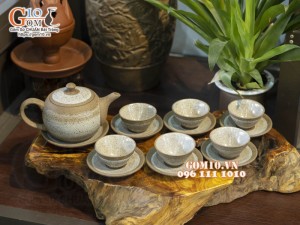 Bộ ấm chén gốm hồng sa viền quẹt, chén dáng chóp 300ml