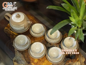 Bộ ấm chén gốm hồng sa viền quẹt, chén dáng chóp 300ml