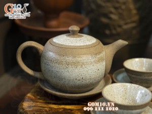 Bộ ấm chén gốm hồng sa viền quẹt, chén dáng chóp 300ml