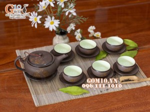 Bộ ấm chén dáng dẹt gốm hồng sa, khắc trăng vàng, 300ml