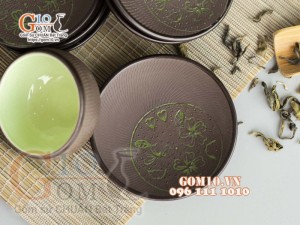 Bộ ấm chén nâu ganh dáng cao gốm hồng sa, khắc trăng xanh 380ml