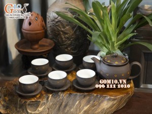 Bộ ấm chén nâu ganh dáng cao gốm hồng sa, khắc sao vàng, 350ml