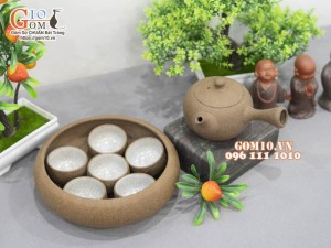 Bộ ấm chén dáng tròn quai ngang, gốm hồng sa, khay tròn 150ml