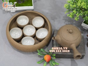Bộ ấm chén dáng tròn quai ngang, gốm hồng sa, khay tròn 150ml