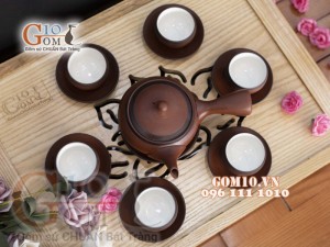 Bộ ấm chén dáng dẹt quai ngang gốm hồng sa, nâu chỉ đen 330ml