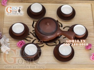 Bộ ấm chén dáng dẹt quai ngang gốm hồng sa, nâu chỉ đen 330ml