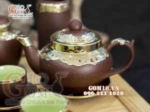 Bộ ấm chén gốm Tiếu anh nâu bọc đồng, đầy đủ phụ kiện 350ml