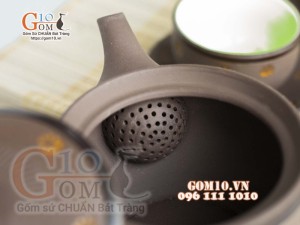 Bộ ấm chén dáng dẹt gốm hồng sa, khắc sao vàng, 300ml