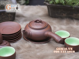 Bộ ấm chén gốm Trúc nâu, chén lòng xanh
