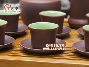 Bộ ấm chén gốm Trúc vuông nâu, chén lòng xanh, đầy đủ phụ kiện