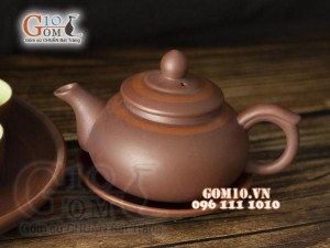 Bộ ấm chén gốm tử sa dáng chuông chỉ đỏ, khay tròn