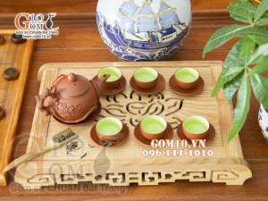 Bộ ấm chén gốm tử sa đắp nổi hoa Đào đỏ, 500ml