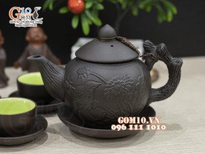 Bộ ấm chén gốm tử sa đen khắc Chim hoa 380ml