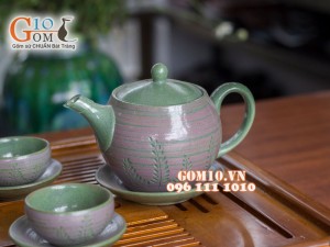 Bộ ấm chén dáng cao gốm hồng sa, khắc cỏ xanh 350ml