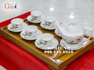 Bộ ấm chén hoàng cung men trắng vẽ tre