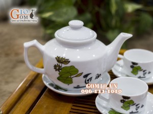 Bộ ấm chén Hong Kong men trắng tri ân, 400ml